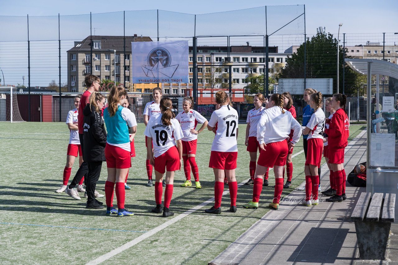 Bild 122 - wBJ St. Pauli - Walddoerfer : Ergebnis: 1:11